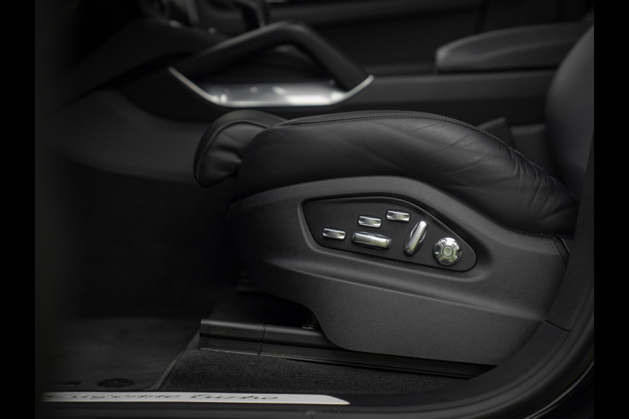 Porsche Cayenne 4.0 Turbo | 2e eigenaar | Pano-dak | Keramisch | 3D Surround View