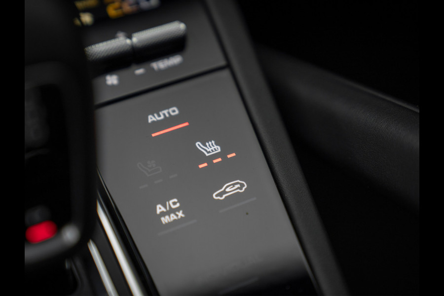 Porsche Cayenne 4.0 Turbo | 2e eigenaar | Pano-dak | Keramisch | 3D Surround View