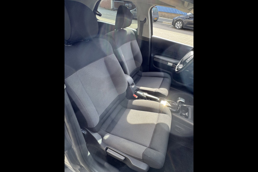 Citroën C4 Cactus 1.2 PureTech Shine Pack - AUTOMAAT I Navigatie / Apple CarPlay I Airco I Sport velgen I PDC I Dealer onderhouden