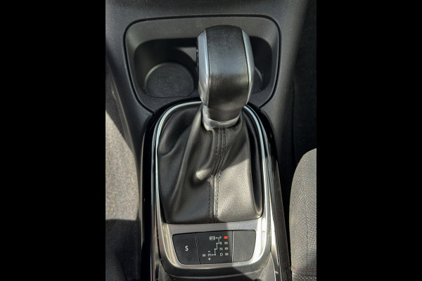 Citroën C4 Cactus 1.2 PureTech Shine Pack - AUTOMAAT I Navigatie / Apple CarPlay I Airco I Sport velgen I PDC I Dealer onderhouden