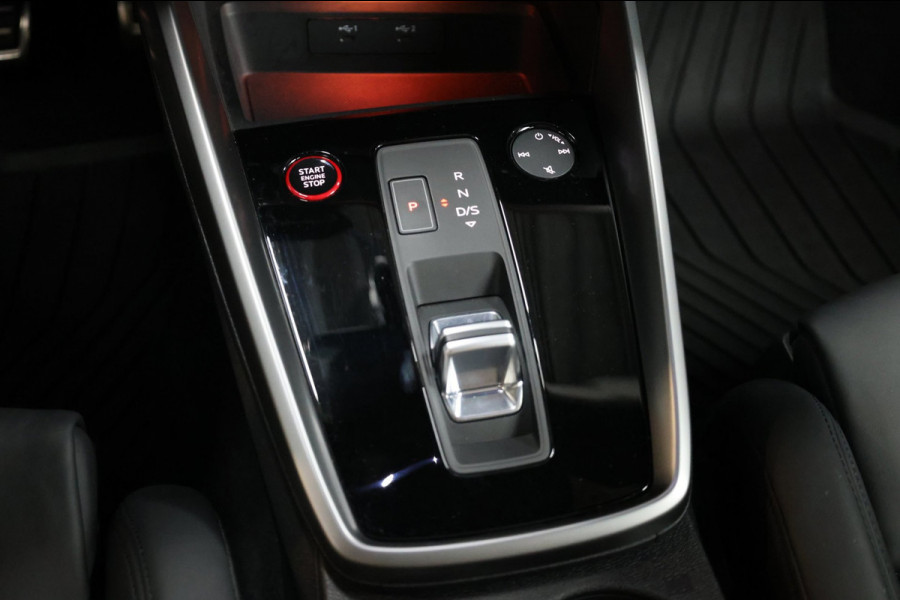 Audi RS3 Sportback 2.5 TFSI quattro 400+PK MATRIX-LED/VIRTUAL/B&O/SFEER/LEDER+S.VERWARMING/19"LMV/CAM/PDC/ACC/12 MND GARANTIE!!