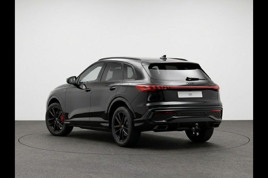 Audi Q5 S edition e-hybrid 299 pk | Panorama-glasdak | Techniekpakket plus | Trekhaak, elektr. wegklapbaar | Winterpakket |