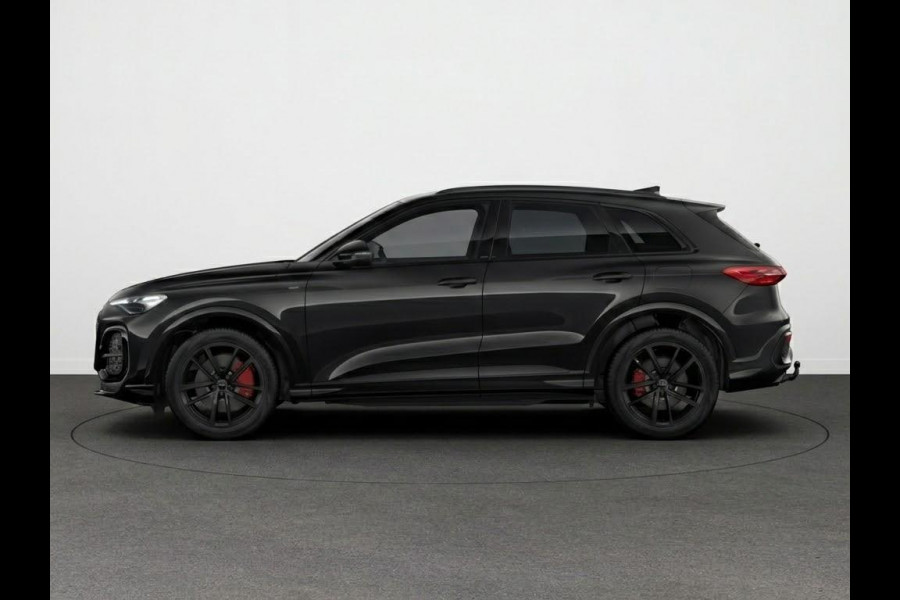 Audi Q5 S edition e-hybrid 299 pk | Panorama-glasdak | Techniekpakket plus | Trekhaak, elektr. wegklapbaar | Winterpakket |