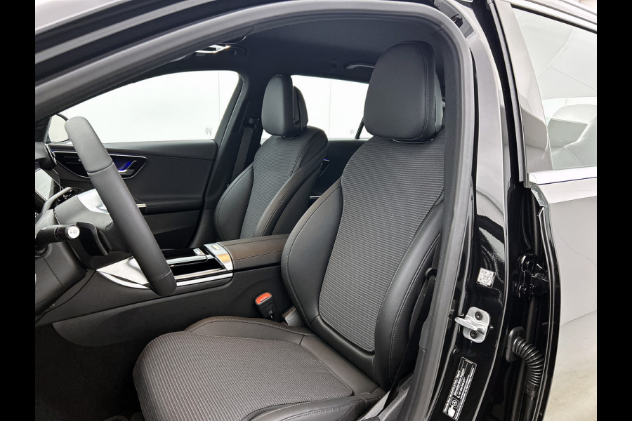 Mercedes-Benz C-Klasse Estate 300 e Business Solution | Trekhaak | Smartphone Integratie | Antidiefstalpakket GUARD 360° Plus | Inclusief 24 maanden Mercedes-Benz Certified garantie voor Europa.