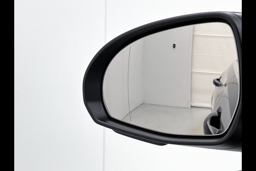 Mercedes-Benz C-Klasse Estate 300 e Business Solution | Trekhaak | Smartphone Integratie | Antidiefstalpakket GUARD 360° Plus | Inclusief 24 maanden Mercedes-Benz Certified garantie voor Europa.