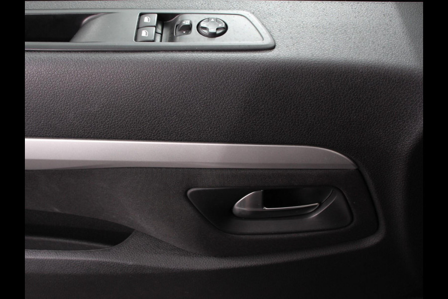 Toyota Proace Shuttle 2.0 D-4D 145pk Automaat 9 persoons Cool Long | Climate Control | Camera | Dab | Adaptive Cruise Control | Stoelverwarming | Lichtmetalen velgen