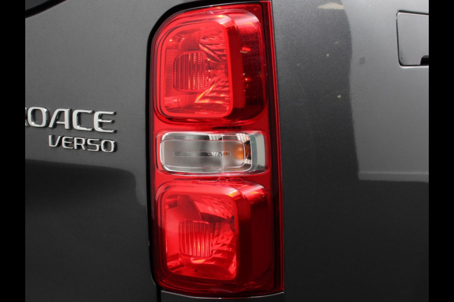Toyota Proace Shuttle 2.0 D-4D 145pk Automaat 9 persoons Cool Long | Climate Control | Camera | Dab | Adaptive Cruise Control | Stoelverwarming | Lichtmetalen velgen