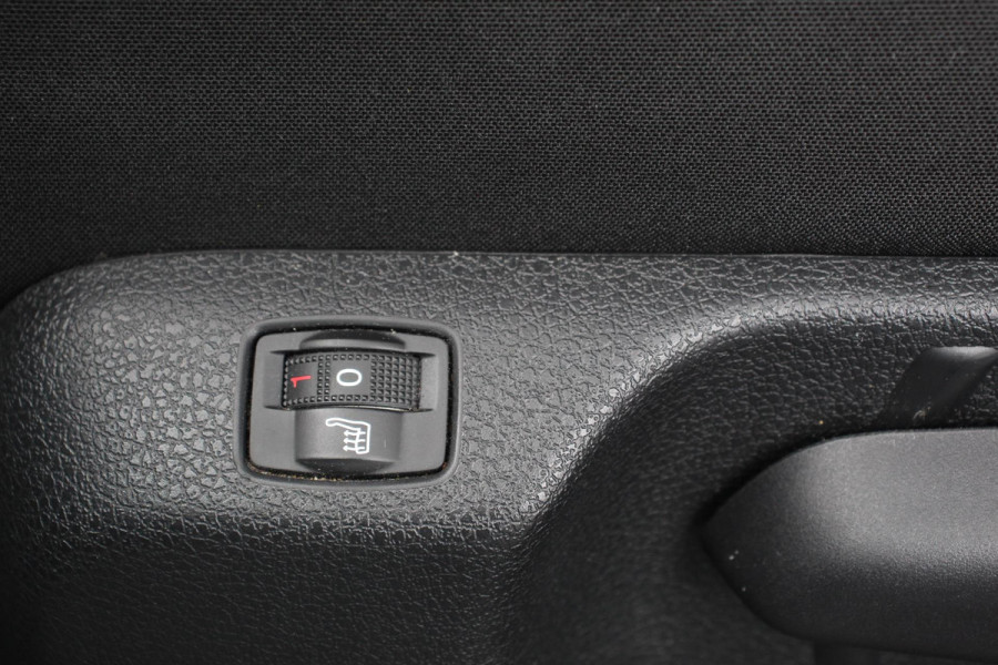 Toyota Proace Shuttle 2.0 D-4D 145pk Automaat 9 persoons Cool Long | Climate Control | Camera | Dab | Adaptive Cruise Control | Stoelverwarming | Lichtmetalen velgen