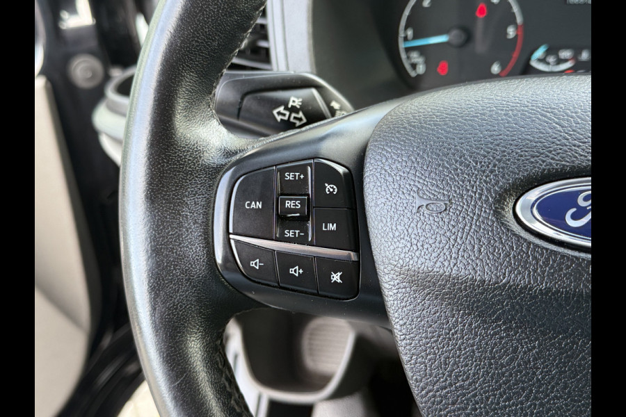 Ford Transit Custom 2.0 TDCI 130 PK AUTOMAAT / L1H1 / 3-ZITS / LED / AIRCO / CRUISE / PDC / VERWARMDE VOORRUIT