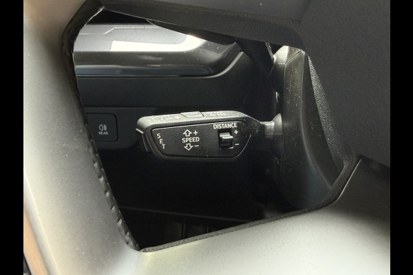 Audi Q4 e-tron 50 quattro Launch edition S Competition 77 kWh | Pano | 2x S-line | Warmtepomp