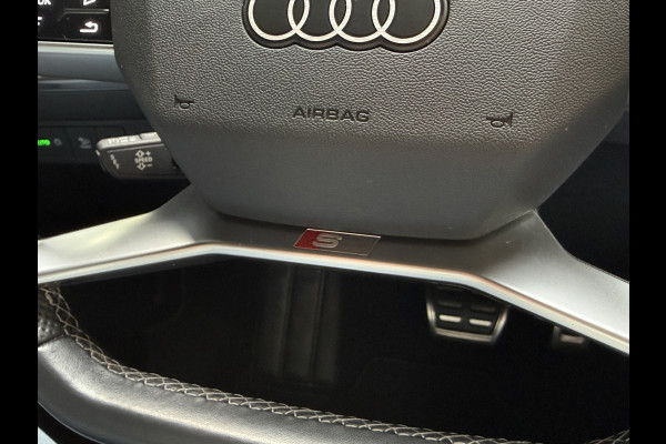 Audi Q4 e-tron 50 quattro Launch edition S Competition 77 kWh | Pano | 2x S-line | Warmtepomp