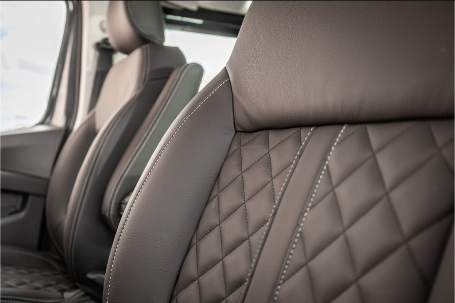 Renault Trafic 2.0 170 PK L2H1 DC | BPM VRIJ | DUBBEL CABINE| L+R SCHUIFDEUR | NAVIGATIE | CARPLAY | 5-ZITTER | AV EDITION | FACELIFT