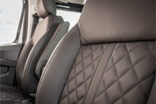 Renault Trafic 2.0 170 PK L2H1 DC | BPM VRIJ | DUBBEL CABINE| L+R SCHUIFDEUR | NAVIGATIE | CARPLAY | 5-ZITTER | AV EDITION | FACELIFT