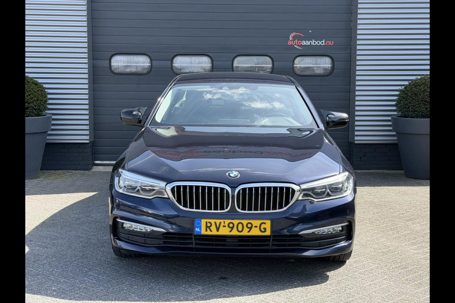 BMW 5 Serie 520i High Executive | Navigatie | Lederen Bekleding | Comfort Stoelen | Parkeersensoren | Stoelverwarming |