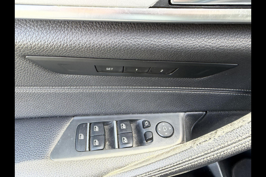 BMW 5 Serie 520i High Executive | Navigatie | Lederen Bekleding | Comfort Stoelen | Parkeersensoren | Stoelverwarming |