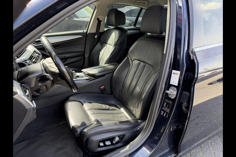BMW 5 Serie 520i High Executive | Navigatie | Lederen Bekleding | Comfort Stoelen | Parkeersensoren | Stoelverwarming |