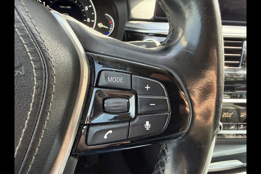 BMW 5 Serie 520i High Executive | Navigatie | Lederen Bekleding | Comfort Stoelen | Parkeersensoren | Stoelverwarming |