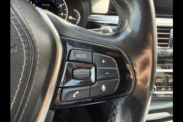 BMW 5 Serie 520i High Executive | Navigatie | Lederen Bekleding | Comfort Stoelen | Parkeersensoren | Stoelverwarming |