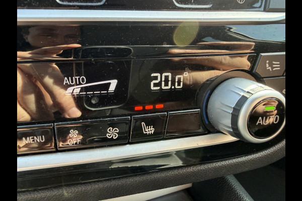 BMW 5 Serie 520i High Executive | Navigatie | Lederen Bekleding | Comfort Stoelen | Parkeersensoren | Stoelverwarming |