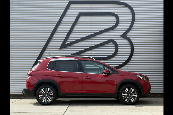 Peugeot 2008 1.2 PureTech Allure 1e Eigenaar|Navi|Camera|Clima|Cruise|Trekhaak|D-riem v.v. in 2024|Carplay|N.A.P|APK tot 03-2027