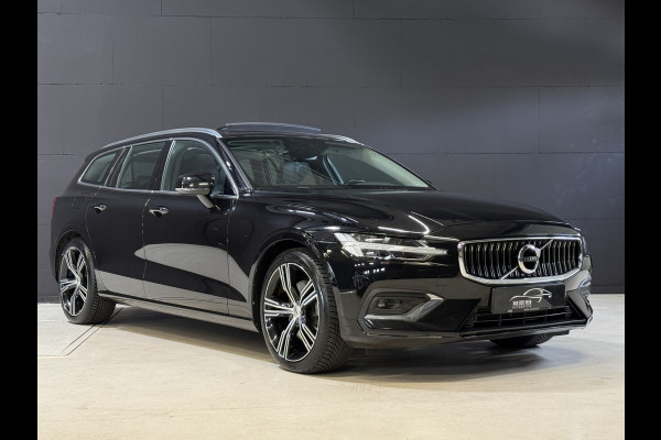Volvo V60 2.0 B3 R-Design | Trekhaak | Panoramadak | Apple Carplay | Leder
