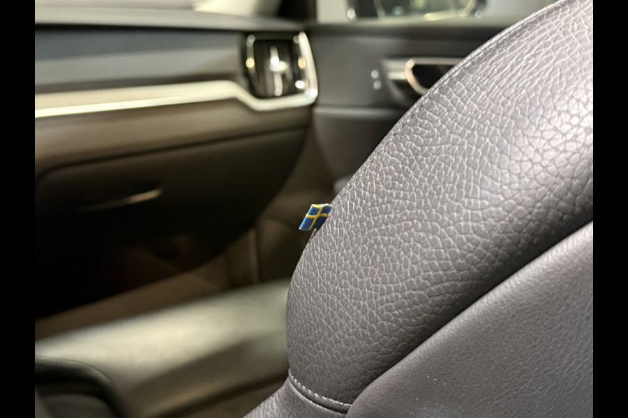 Volvo V60 2.0 B3 R-Design | Trekhaak | Panoramadak | Apple Carplay | Leder