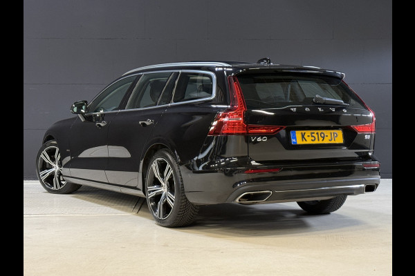 Volvo V60 2.0 B3 R-Design | Trekhaak | Panoramadak | Apple Carplay | Leder