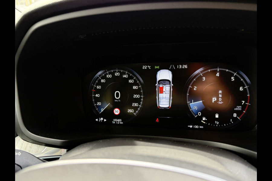 Volvo V60 2.0 B3 R-Design | Trekhaak | Panoramadak | Apple Carplay | Leder