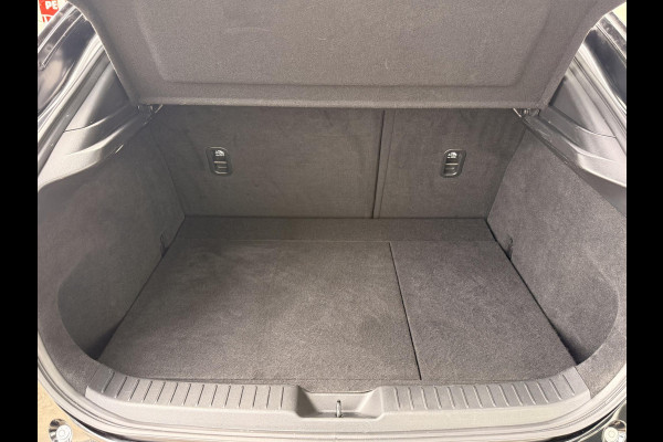 Mazda CX-30 2.0 e-SkyActiv-X M Hybrid Sportive | BOSE | ELEKTRISCHE ACHTERKLEP | STOELVERWARMING |