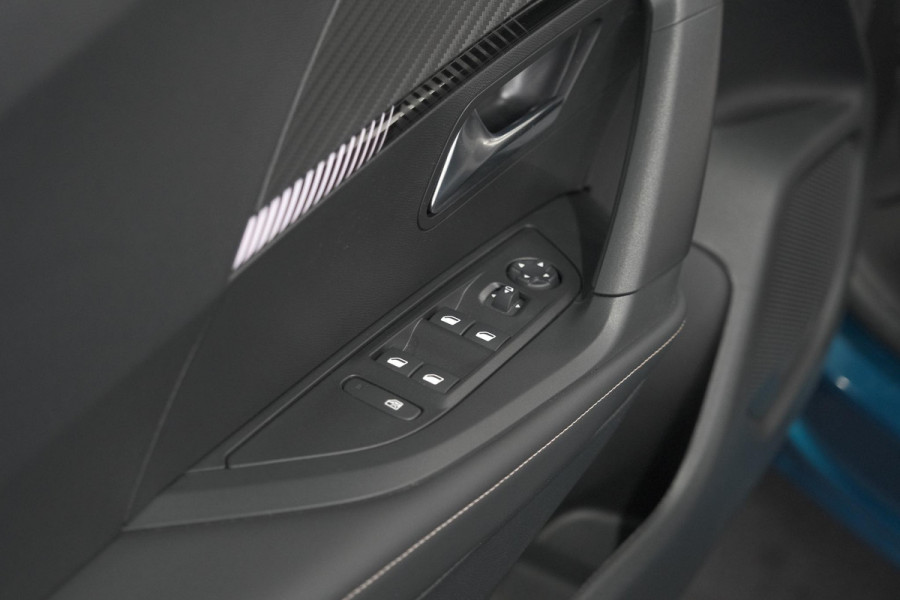Peugeot 2008 1.2 Hybrid 145 Allure | 360 Camera | Adaptieve Cruise Control | Dodehoekdetectie