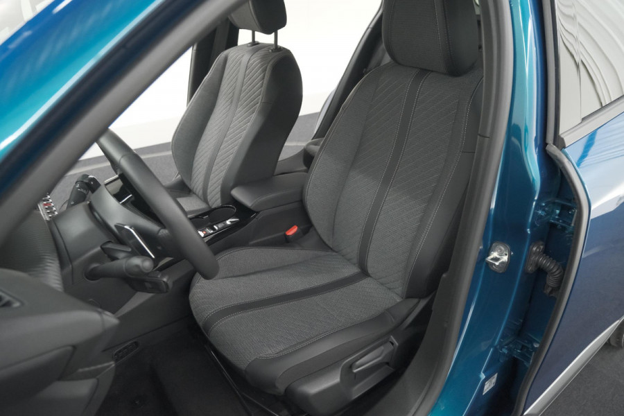 Peugeot 2008 1.2 Hybrid 145 Allure | 360 Camera | Adaptieve Cruise Control | Dodehoekdetectie