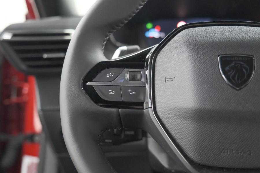 Peugeot 2008 Hybrid 145 e-DCS6 Allure | 360 Camera | Adaptieve Cruise Control | Navigatie | Dodehoekdetectie