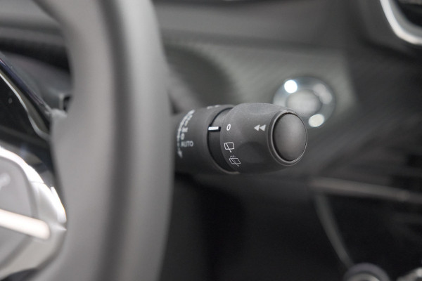 Peugeot 2008 Hybrid 145 e-DCS6 Allure | 360 Camera | Adaptieve Cruise Control | Navigatie | Dodehoekdetectie