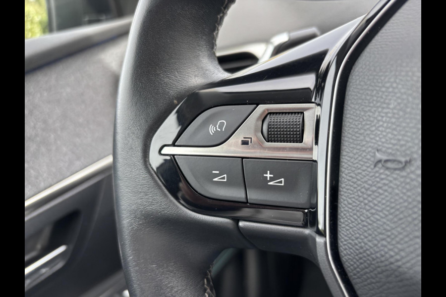 Peugeot 3008 1.6 HYbrid 225 Allure Pack Business 200pk PHEV | Elektrische Achterklep | Stoelverwarming | Dodehoeksensoren