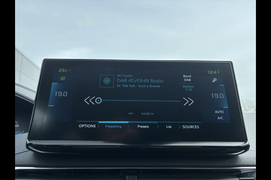 Peugeot 3008 1.6 HYbrid 225 Allure Pack Business 200pk PHEV | Elektrische Achterklep | Stoelverwarming | Dodehoeksensoren