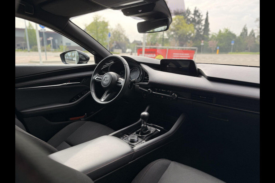 Mazda 3 2.0 e-SkyActiv-G M Hybrid 150 Homura | CARPLAY | HEAD UP DISPLAY | STOELVERWARMING |