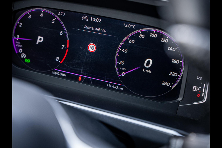 Volkswagen Tiguan 1.5 TSI R-Line Business+ - Pano l Full Led l Camera l ACC l Auto carplay