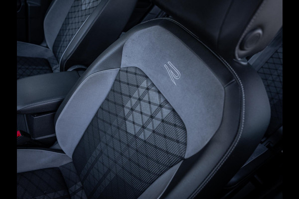 Volkswagen Tiguan 1.5 TSI R-Line Business+ - Pano l Full Led l Camera l ACC l Auto carplay