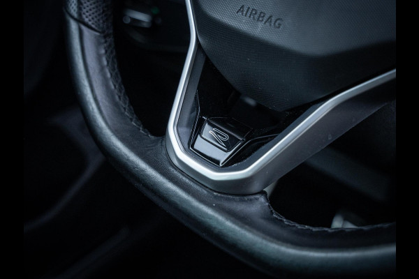 Volkswagen Tiguan 1.5 TSI R-Line Business+ - Pano l Full Led l Camera l ACC l Auto carplay