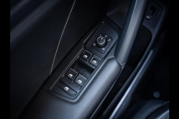 Volkswagen Tiguan 1.5 TSI R-Line Business+ - Pano l Full Led l Camera l ACC l Auto carplay