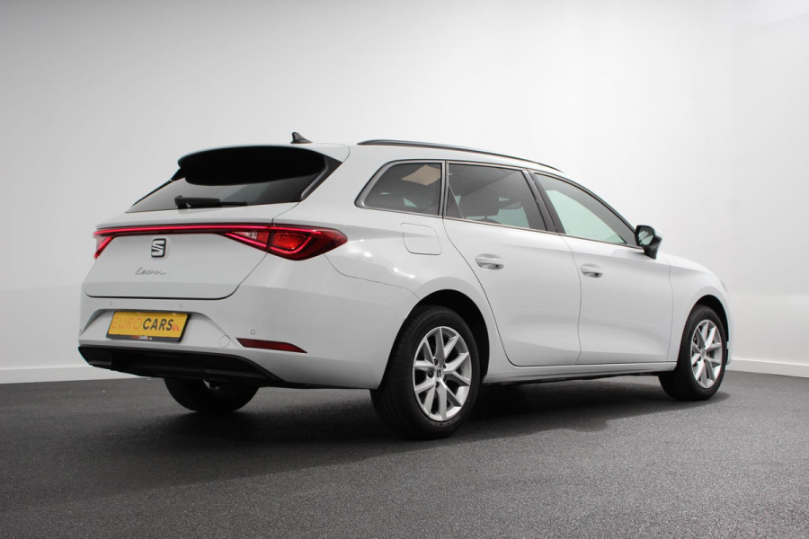 Seat Leon Sportstourer 1.0 TSI Style Nieuw Type ! Navigatie Climate control Cruise adaptive Led Virtual Cockpit Lichtmetalen Velgen Parkeer sensoren Getinte ruiten