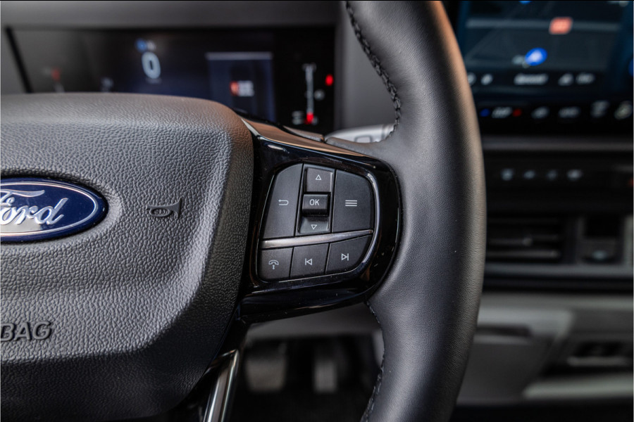 Ford Transit Custom 320 2.0 TDCI 170 PK L2H1 DC | Dubbel Cabine | ACC | Blind Spot | Navigatie | Camera | CarPlay | Lane Assist | Trekhaak | BPM VRIJ | Verlengde fabrieksgarantie tot 12-2029