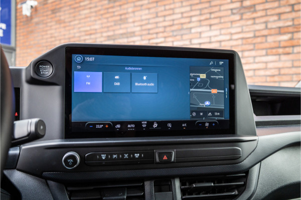 Ford Transit Custom 320 2.0 TDCI 170 PK L2H1 DC | Dubbel Cabine | ACC | Blind Spot | Navigatie | Camera | CarPlay | Lane Assist | Trekhaak | BPM VRIJ | Verlengde fabrieksgarantie tot 12-2029