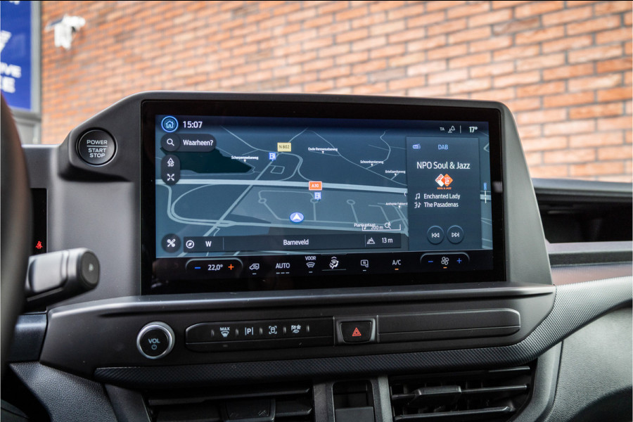 Ford Transit Custom 320 2.0 TDCI 170 PK L2H1 DC | Dubbel Cabine | ACC | Blind Spot | Navigatie | Camera | CarPlay | Lane Assist | Trekhaak | BPM VRIJ | Verlengde fabrieksgarantie tot 12-2029