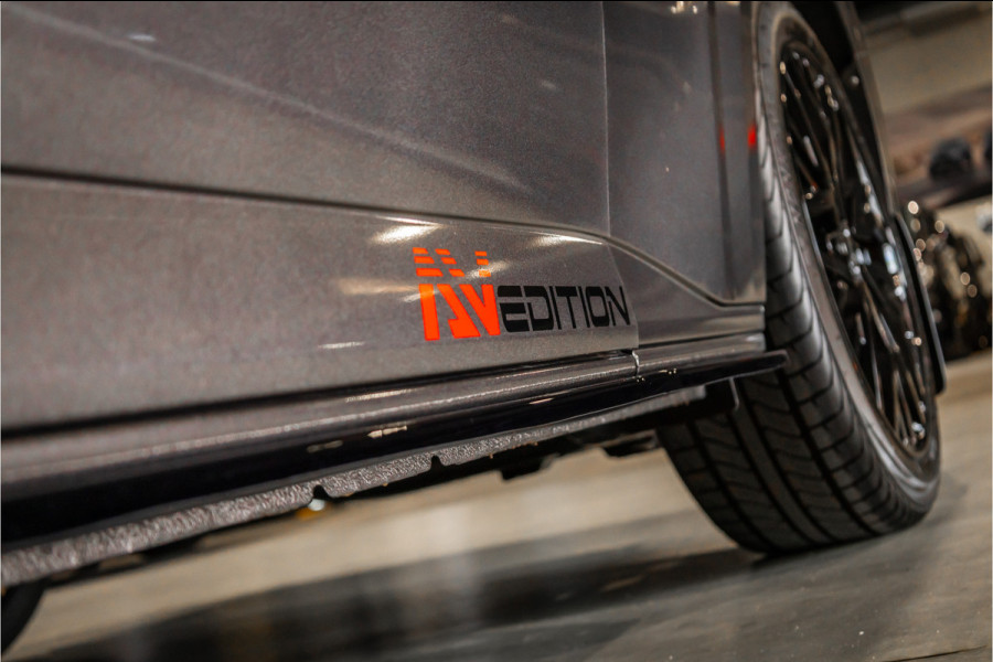 Ford Transit Custom 320 2.0 TDCI 170 PK L2H1 DC | Dubbel Cabine | ACC | Blind Spot | Navigatie | Camera | CarPlay | Lane Assist | Trekhaak | BPM VRIJ | Verlengde fabrieksgarantie tot 12-2029