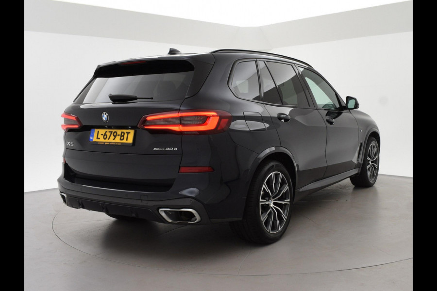 BMW X5 xDrive30d M-SPORT + HEAD-UP | WEGKL. TREKHAAK | ADAPTIVE CRUISE | PANORAMA | SFEERVERLICHTING