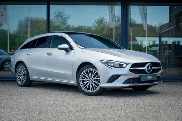 Mercedes-Benz CLA-Klasse Shooting Brake 250 e / Pano / leder / sfeerverlichting / trekhaak