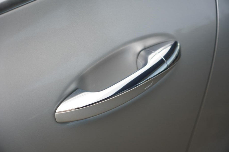 Mercedes-Benz CLA-Klasse Shooting Brake 250 e / Pano / leder / sfeerverlichting / trekhaak
