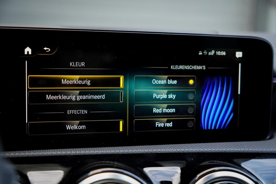 Mercedes-Benz CLA-Klasse Shooting Brake 250 e / Pano / leder / sfeerverlichting / trekhaak