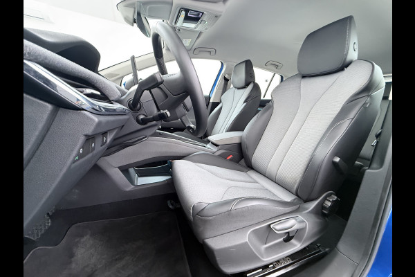 Škoda ENYAQ iV 60 Trekhaak Navi SOH 92% Ecc Cruise Control Camera Apple Carplay Android Auto Pdc Lmv 19" Led P-Assist Led Isofix Keyless Rijstrooksensor Bluetooth Origineel Nederlandse Auto